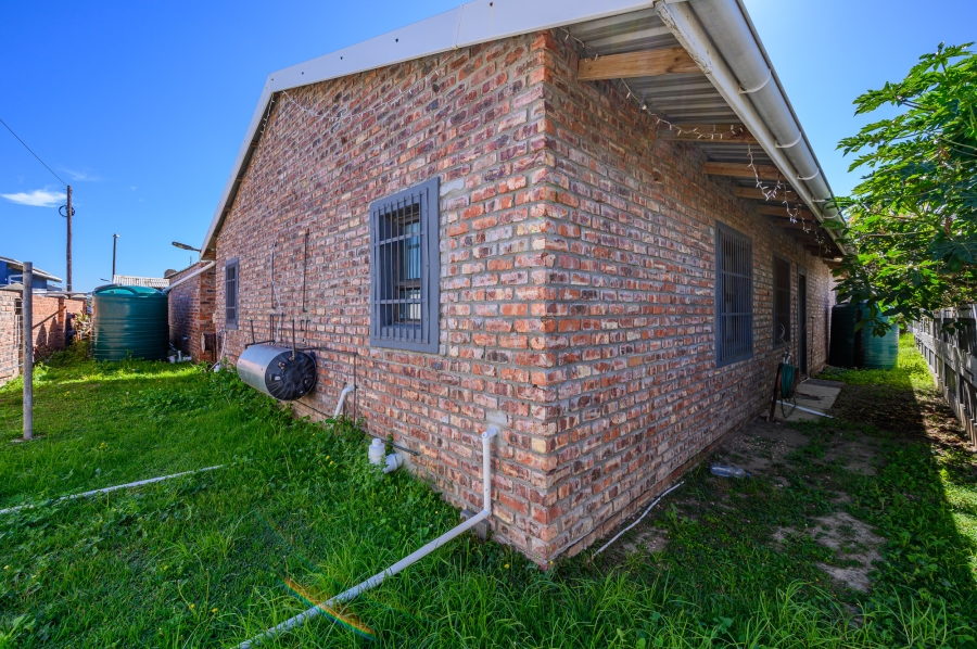 4 Bedroom Property for Sale in Cannonville Eastern Cape